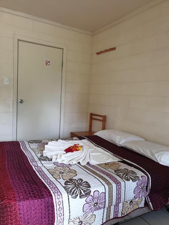 Transit Motel Mulifanua エクステリア 写真