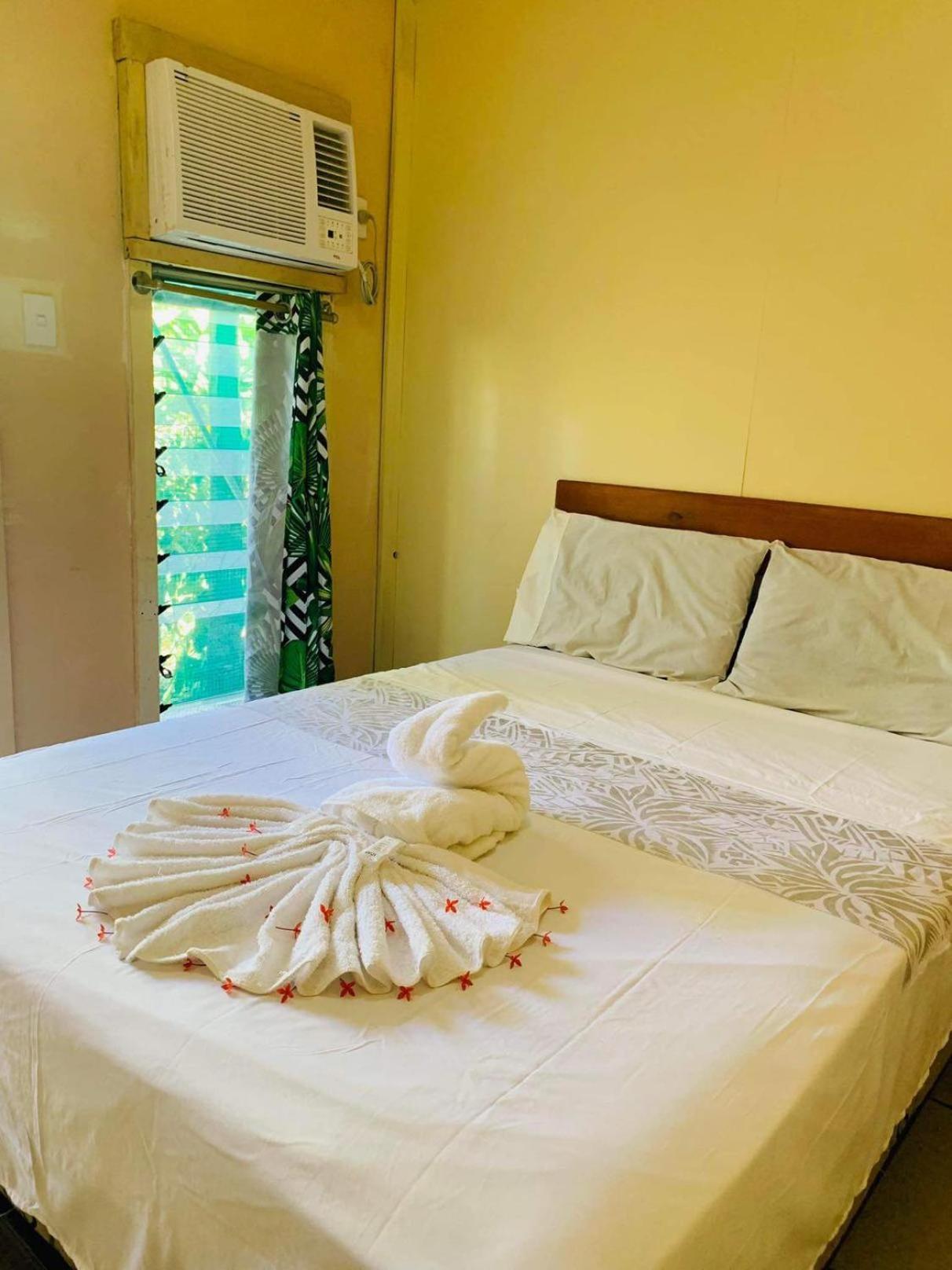 Transit Motel Mulifanua エクステリア 写真