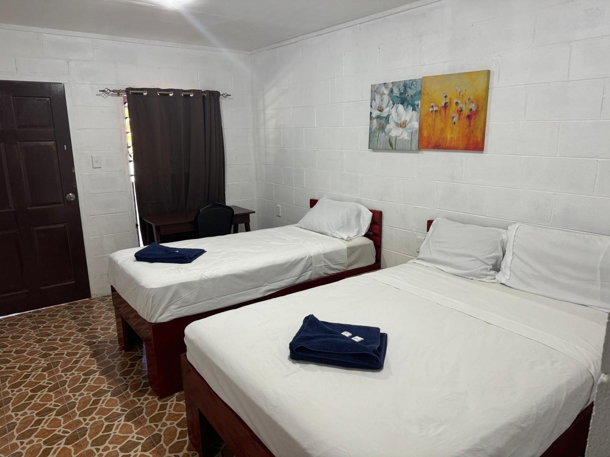 Transit Motel Mulifanua エクステリア 写真
