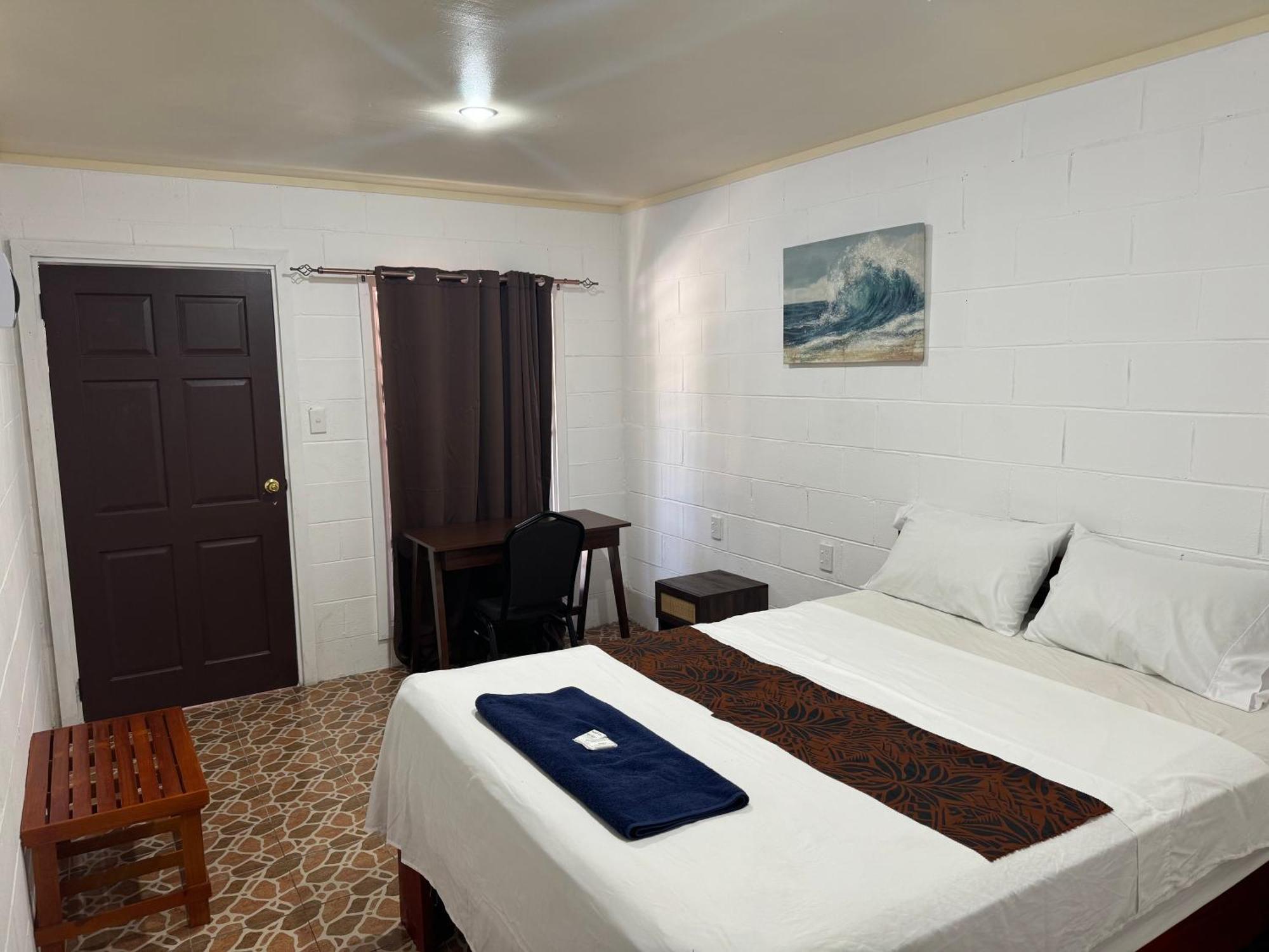 Transit Motel Mulifanua エクステリア 写真