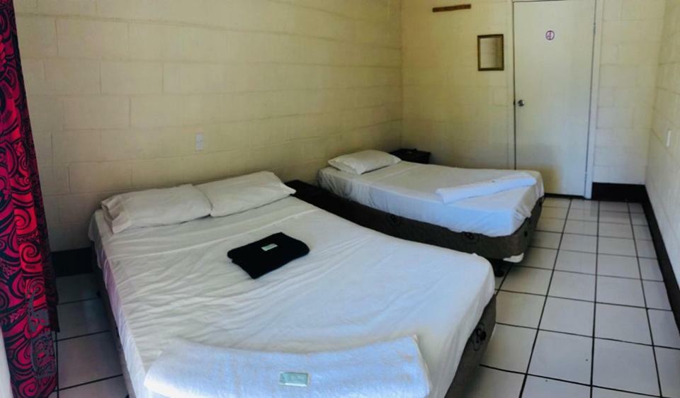Transit Motel Mulifanua エクステリア 写真